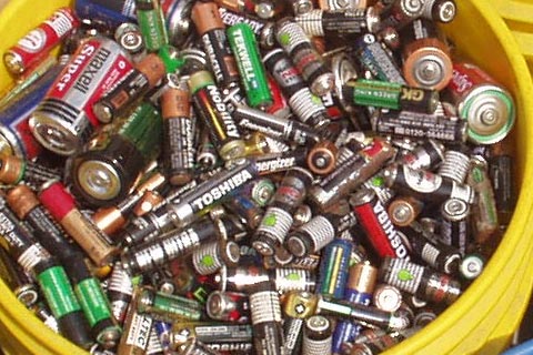 涵江白塘收废旧铁锂电池-电池厂回收-三元锂电池回收价格